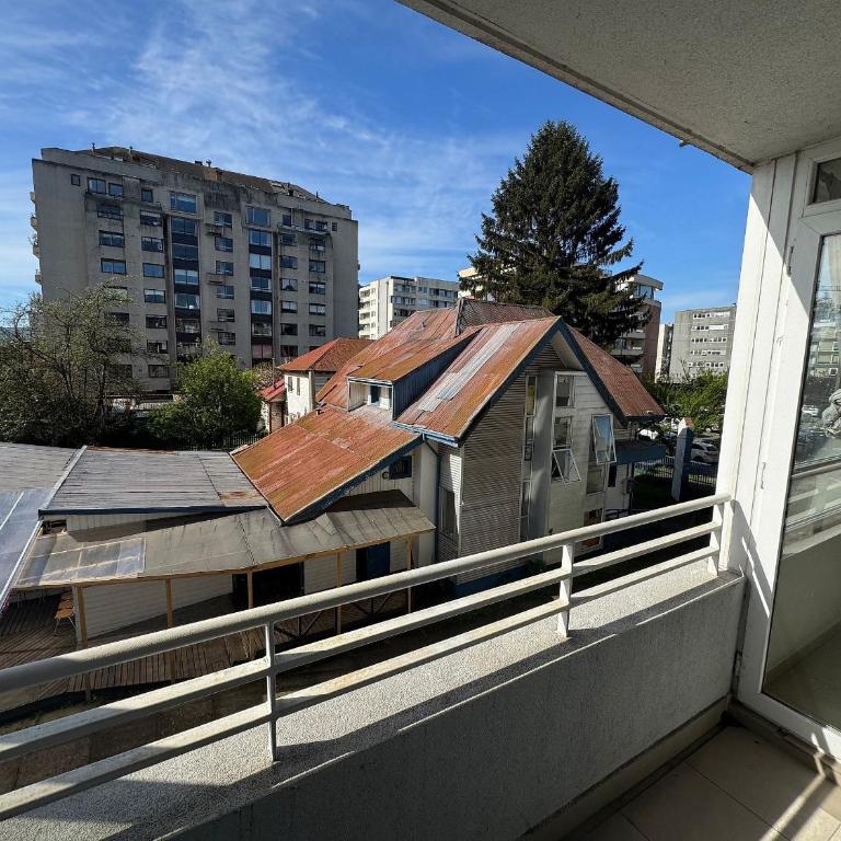 Edificio Nueva Trizano - Apartment with Balcony - 12