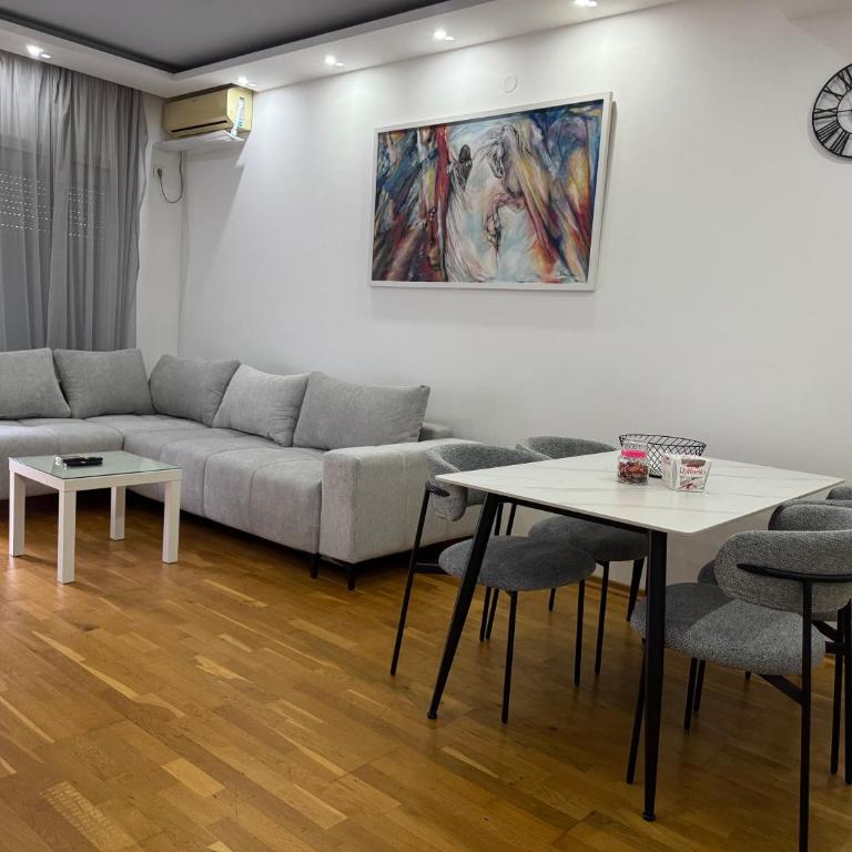 SeaCarat - One-Bedroom Apartment - 1