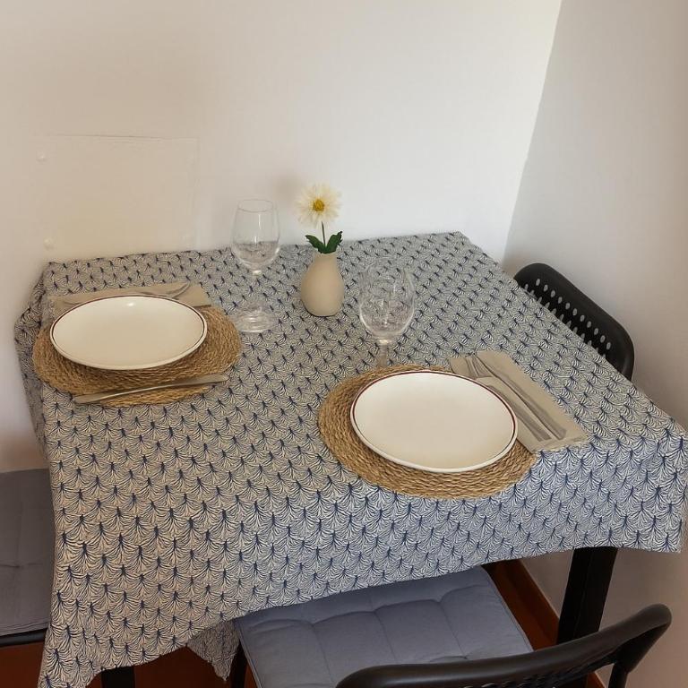 Appartement avec balcon, piscine et garage privé - Apartment mit 1 Schlafzimmer - 16