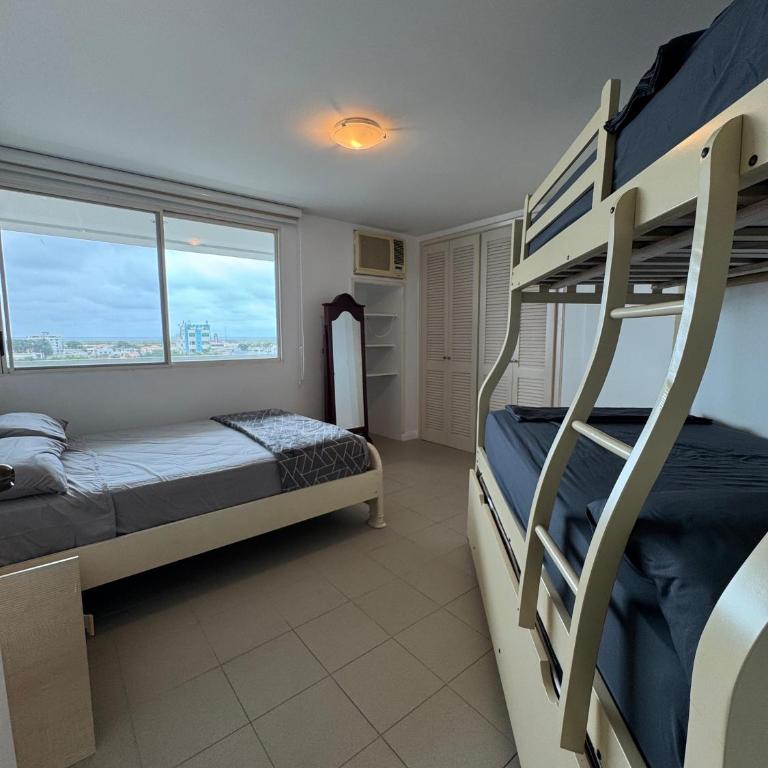 Departamento 1 cuadra de Salinas - Three-Bedroom Apartment - 10