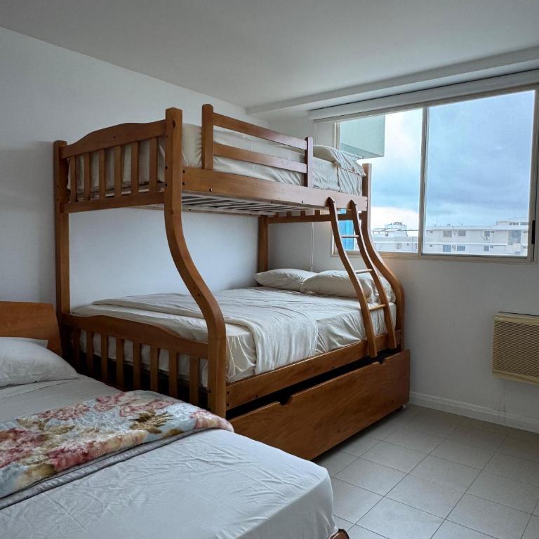 Departamento 1 cuadra de Salinas - Three-Bedroom Apartment - 11