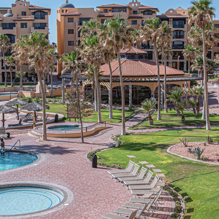 NEWLY RENOVATED 2 BR Oceanfront - Casa - 24