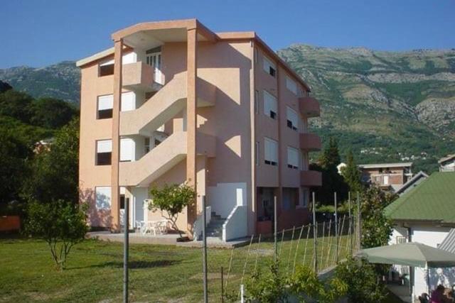 Apartments Music - Apartman - Prizemlje - 1