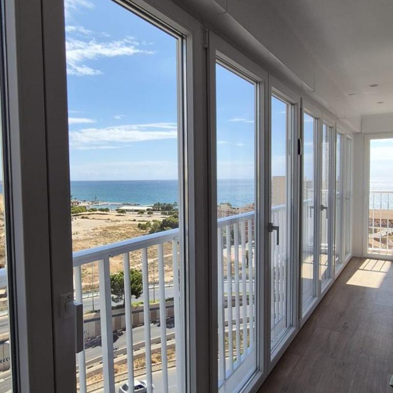 Alicante Sea View - Three-Bedroom Apartment - 26