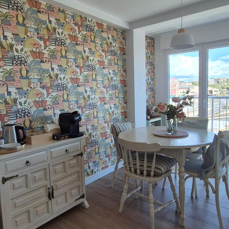Alicante Sea View - Three-Bedroom Apartment - 18