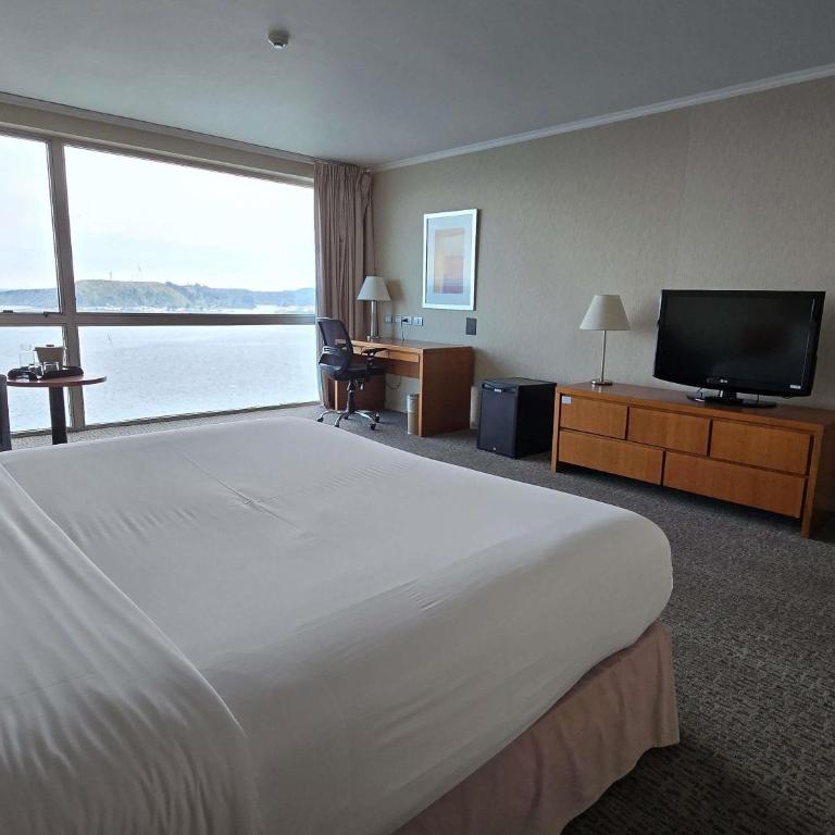 Novotel Puerto Montt - Habitación Estándar - Cama extragrande - 4