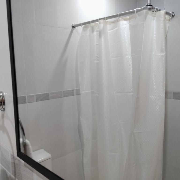 Luxotel Business Chincha - Superior King Room - 12