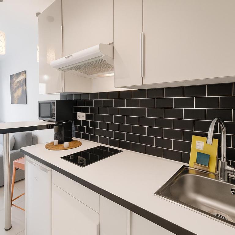 Apartamentos HOLIDAYS BENALBEACH - Studio with Sea View - 3