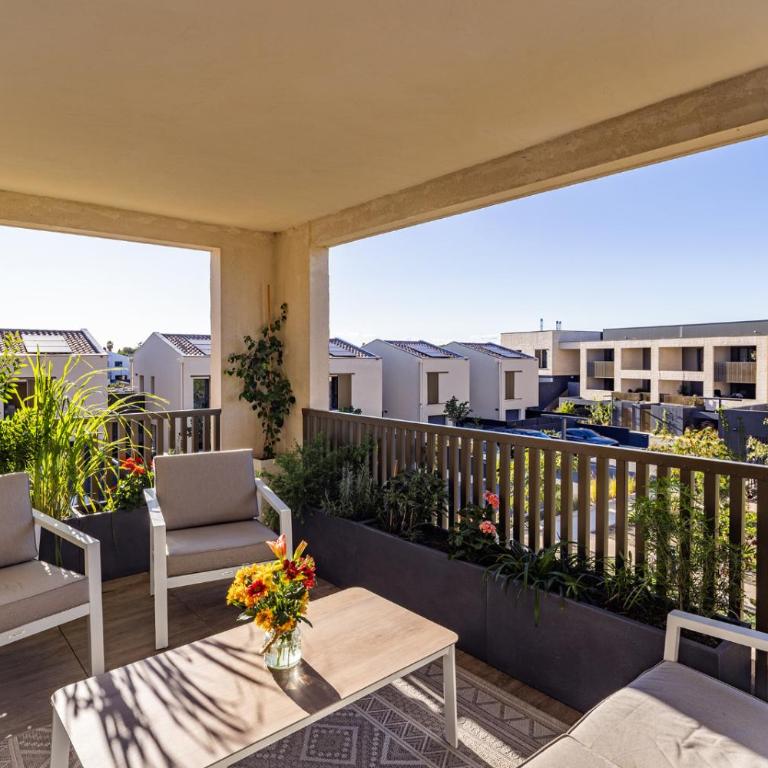 FLORA -T2 46 m2 - terrasse - Appartement 1 Chambre - 1