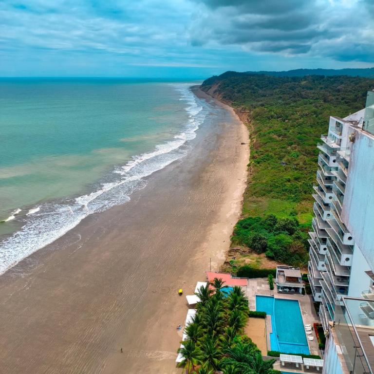 Despertando de lujo en el grand Diamond beach - Three-Bedroom Apartment - 13