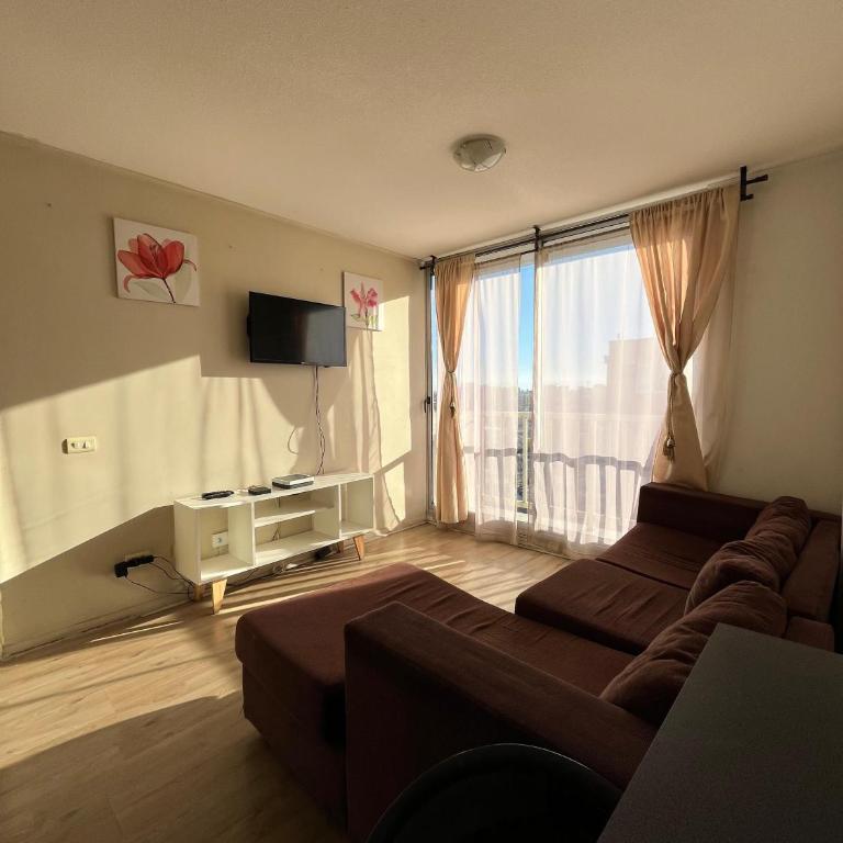 Depto 1807 tres dormitorios y dos baños - Apartamento - 1