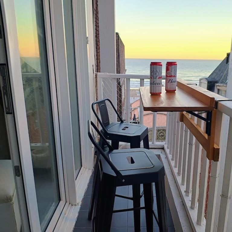 Apartamento con vista lateral al mar - Two-Bedroom Apartment with Sea View - 1