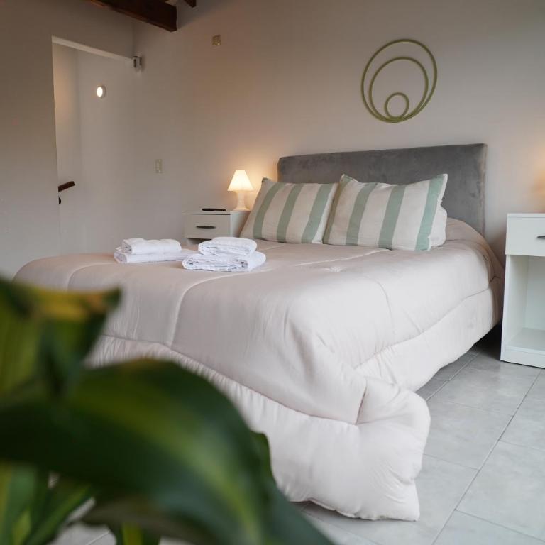 Hotel Edith - Deluxe One-Bedroom Apartment - 17