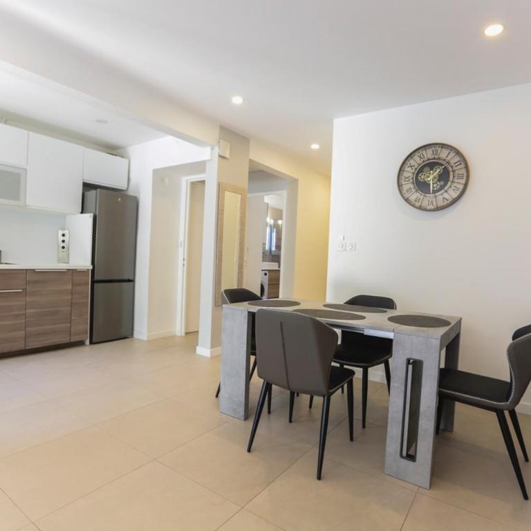 REZ-DE JARDIN à 2 minutes DE LA CROISETTE ET DES PLAGES - Appartement 1 Chambre - 3