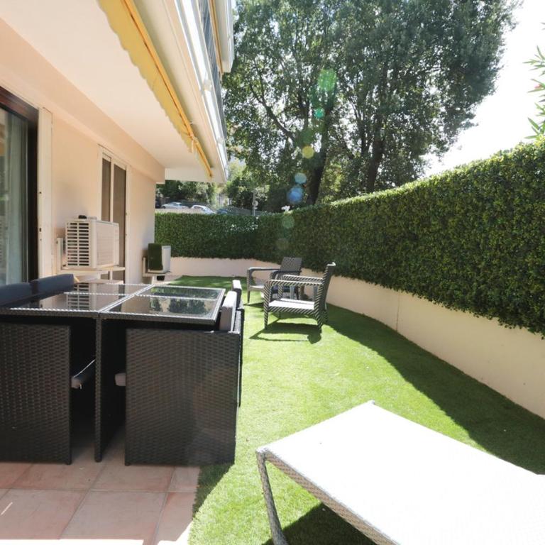 REZ-DE JARDIN à 2 minutes DE LA CROISETTE ET DES PLAGES - Appartement 1 Chambre - 15
