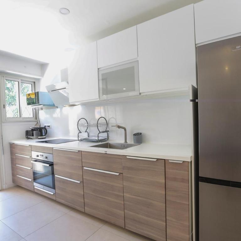 REZ-DE JARDIN à 2 minutes DE LA CROISETTE ET DES PLAGES - Appartement 1 Chambre - 17