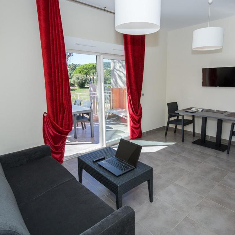 SOWELL RESIDENCES Les Perles du Golfe de Saint-Tropez - Studio (2 Adultes) - 2