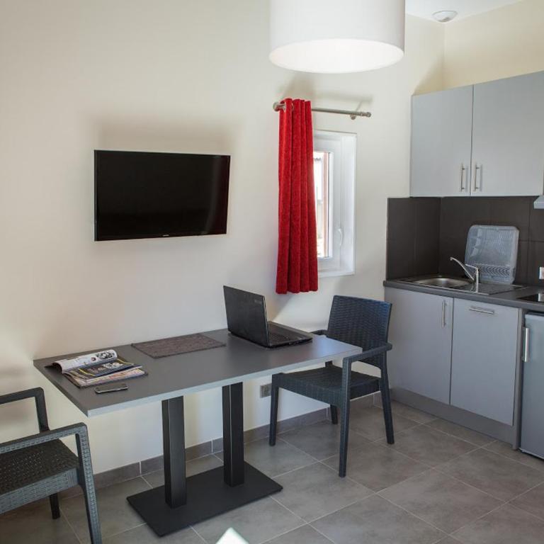 SOWELL RESIDENCES Les Perles du Golfe de Saint-Tropez - Studio (2 Adultes) - 3