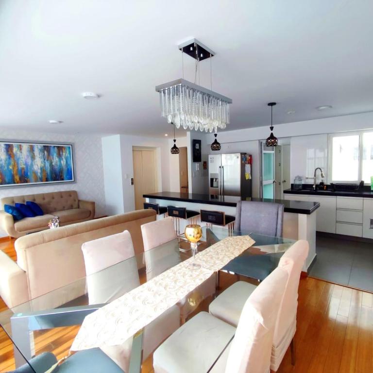 Apartment modern full 3BR near Larcomar, Miraflores, Lima, Peru Sunset all days - Three-Bedroom Apartment with Water View - 2
