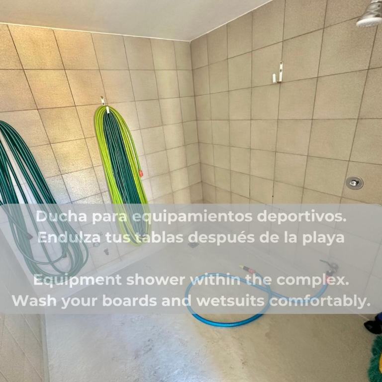Surfer's view Pool AC WIFI DeskTerrace and Parking - Apartamento - 33