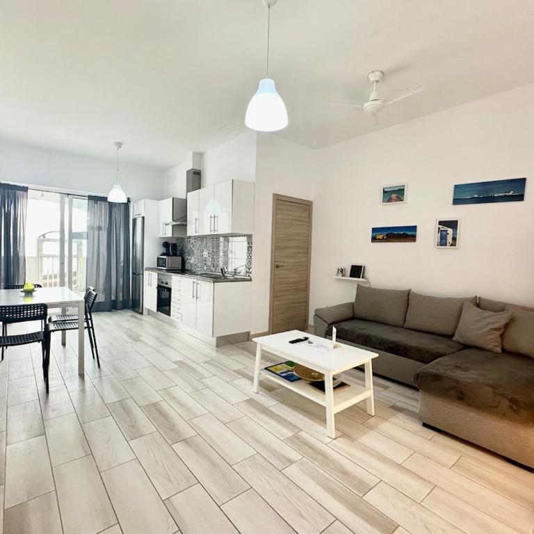 Cotillo Luna en centro, 1 min de la playa, cocina completa y WIFI - Apartamento de 1 dormitorio - 1