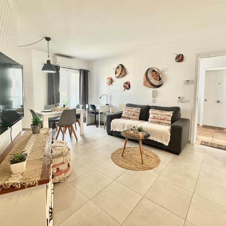 Candy Pop - AC, High speed internet ,Desk with natural light, Pool and two Terraces - Apartamento - 12