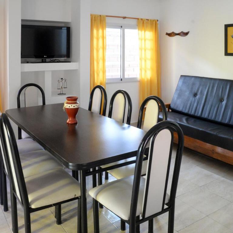 Complejos Family - Two-Bedroom Apartment - 8