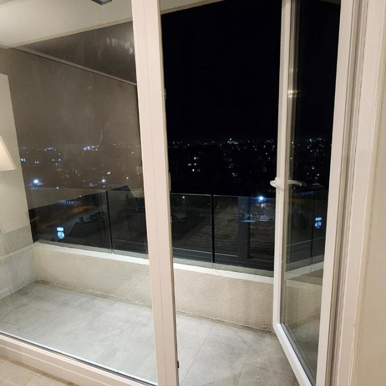 Departamento moderno, nuevo, 1D1B, inmejorable ubicación, estacionamiento - Apartamento de 1 dormitorio - 6