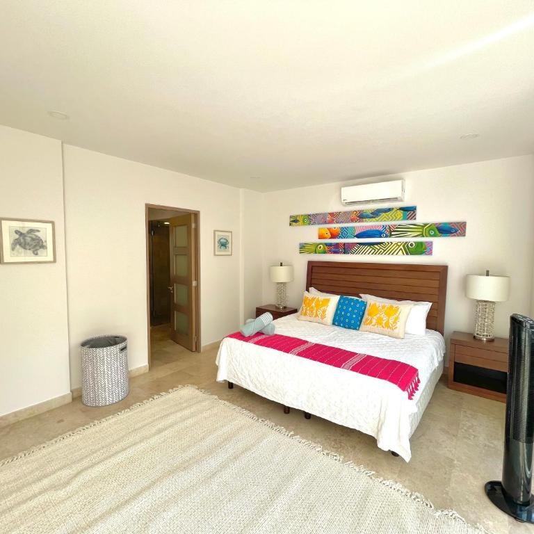 Spacious Pool Side Condo - SJD - Two-Bedroom Apartment - 34
