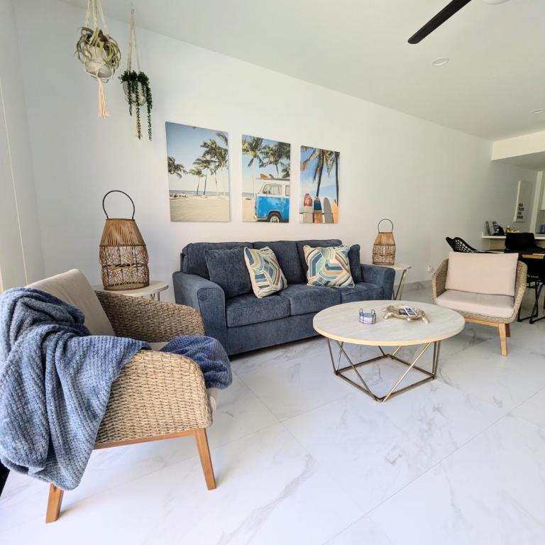 Endless Summer - 2Bed 2Bath Condo - Seasonly Heated Pool with Ocean Views - 5min walk to Beach - Fibre Internet - Sleeps 6 - Apartamento de 2 dormitorios - 17