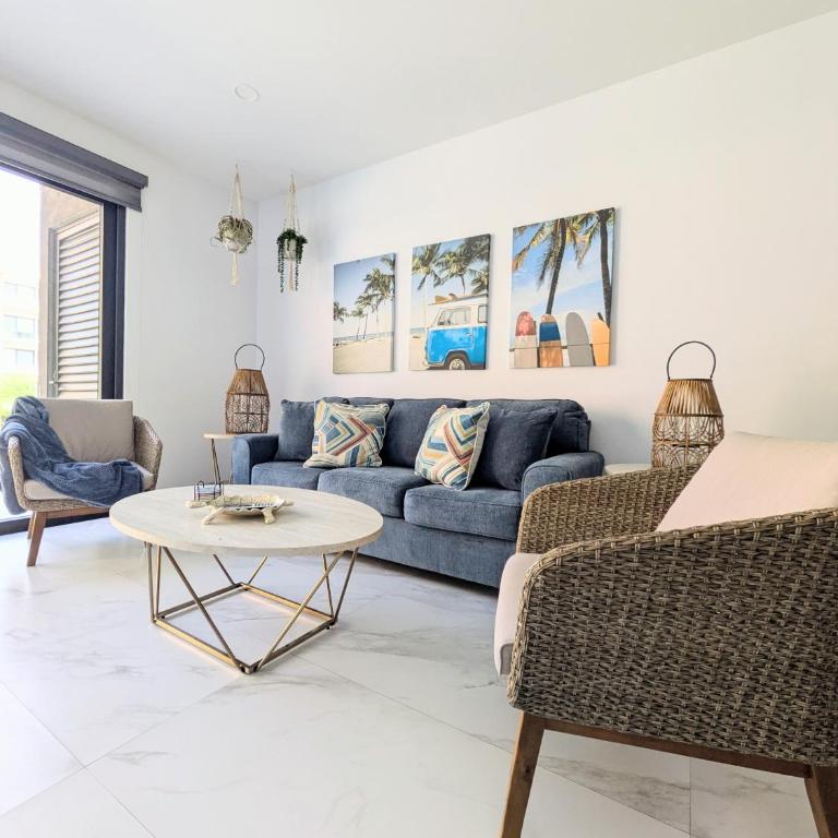 Endless Summer - 2Bed 2Bath Condo - Seasonly Heated Pool with Ocean Views - 5min walk to Beach - Fibre Internet - Sleeps 6 - Apartamento de 2 dormitorios - 18