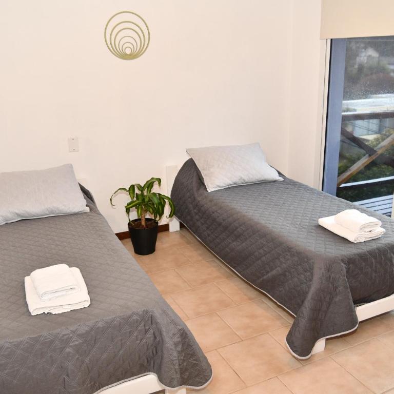 Hotel Edith - Two-Bedroom Apartment with Balcony and Terrace - 27