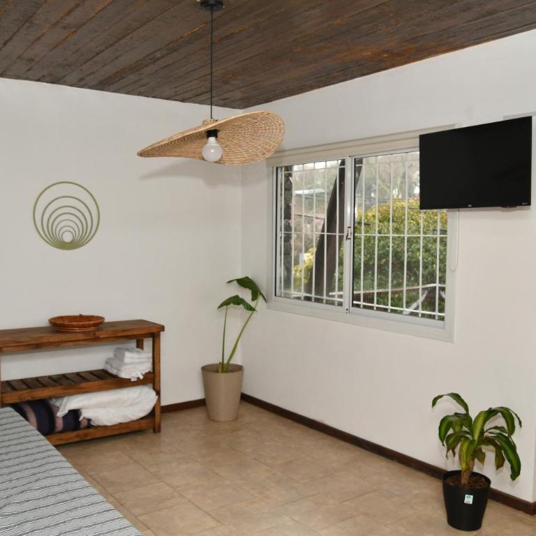 Hotel Edith - Two-Bedroom Apartment with Balcony and Terrace - 13