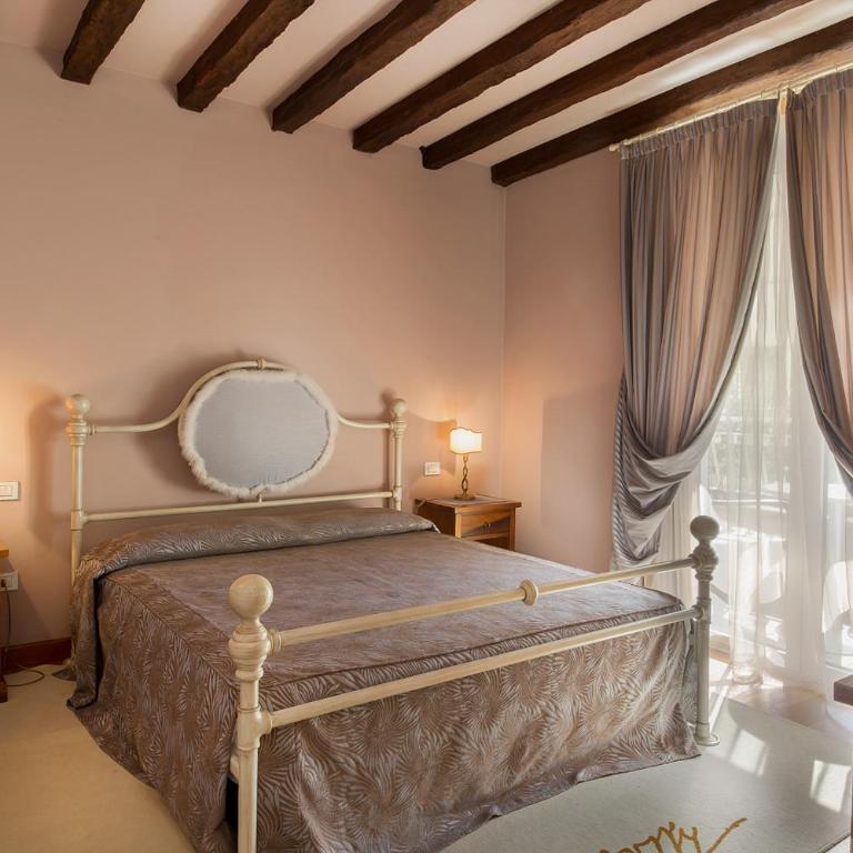 Hotel Serenella - Camera Matrimoniale Superior con Balcone - 6