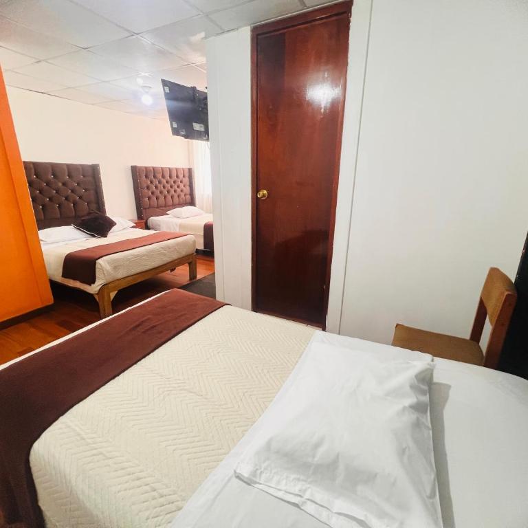 Hostal Orosheam - Triple Room - 2