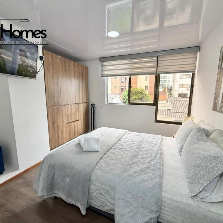 Modern apartment with private parking - Two-Bedroom Apartment with City View - 13