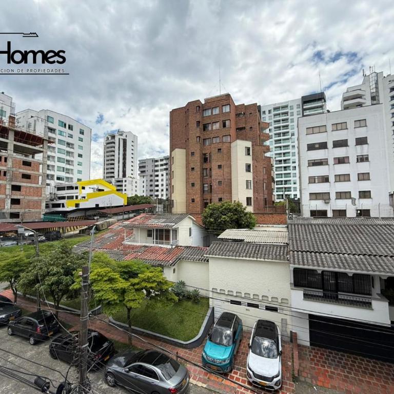 Modern apartment with private parking - Two-Bedroom Apartment with City View - 27
