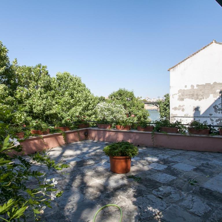 SevillaHome - Bonito Piso Junto al Rio - Apartamento - 1