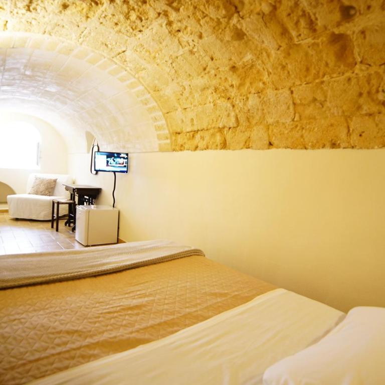 La Pergola ai Sassi - Camera Matrimoniale con Letto Supplementare - 8