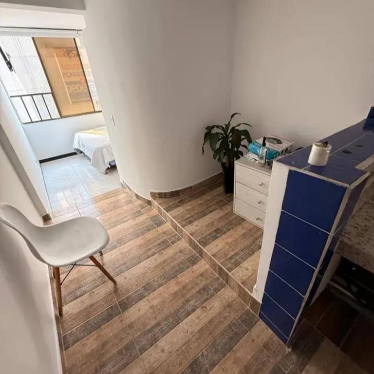 Apartaestudios edificio Alferez 9 piso enseguida Hotel intercontinental - Apartamento de 1 dormitorio - 4