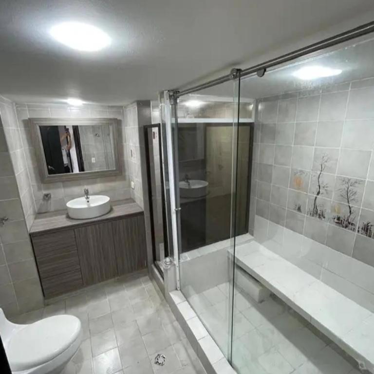 Apartaestudios edificio Alferez 9 piso enseguida Hotel intercontinental - Apartamento de 1 dormitorio - 6