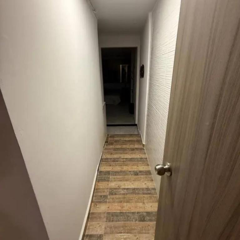 Apartaestudios edificio Alferez 9 piso enseguida Hotel intercontinental - Apartamento de 1 dormitorio - 9