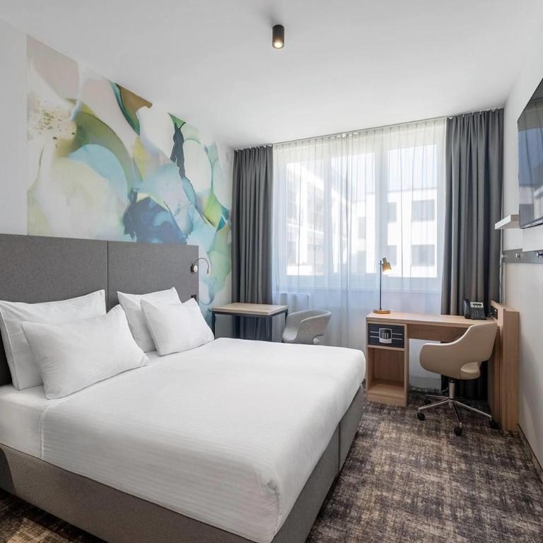 Wyndham Garden Munich Messe - Doppelzimmer mit Kingsize-Bett – Nichtraucher - 2