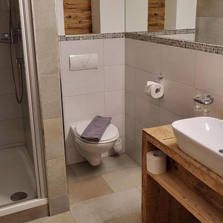 Apartment in Neukirchen with a balcony - Apartment mit 3 Schlafzimmern - 6