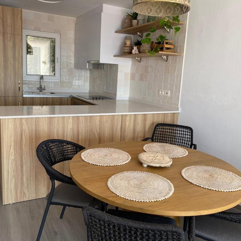 Panoramic Sea & Beach views luxury 2 bedroom Apt - Apartamento de 2 dormitorios - 9