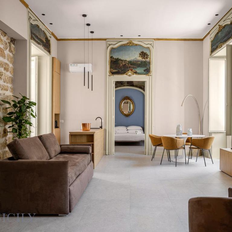 Palazzo Cavarretta - Le Stanze dei Baroni - Quadruple Room with Balcony - 4
