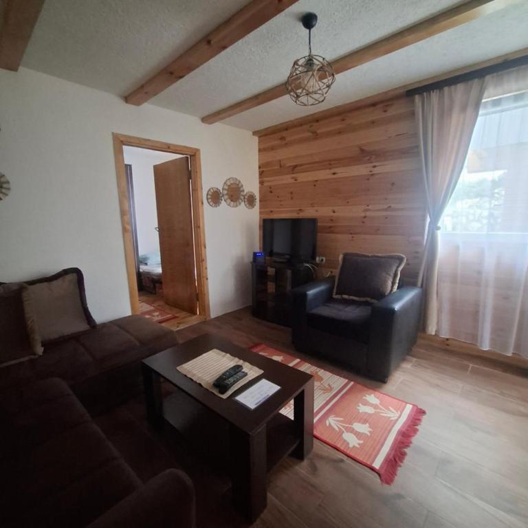 Apartmani Djole i Nika - One-Bedroom Apartment - 1