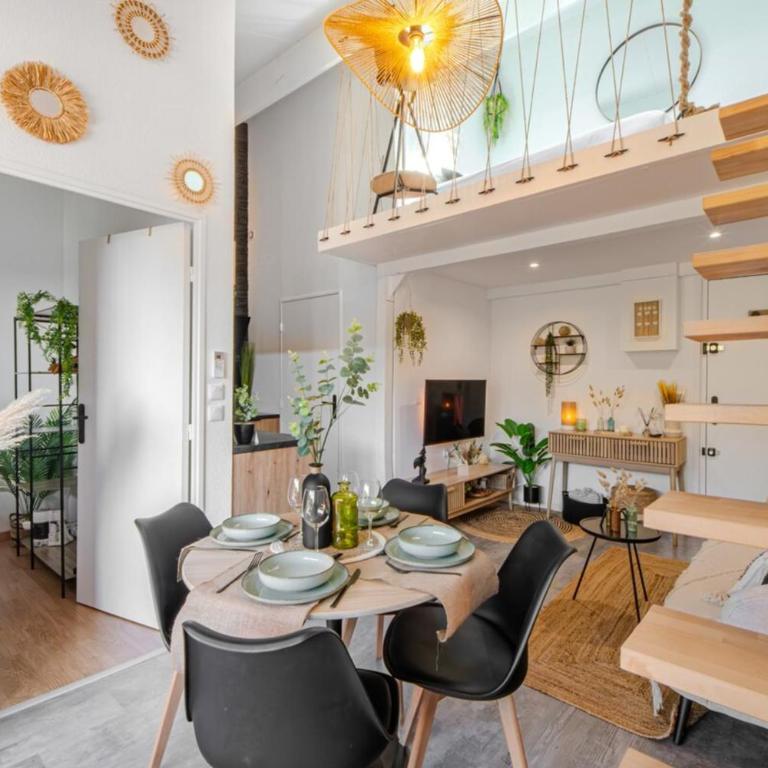 Casa Paillote - Sur le Port - Clim - Calme et Cosy - Appartement 2 Chambres - 12