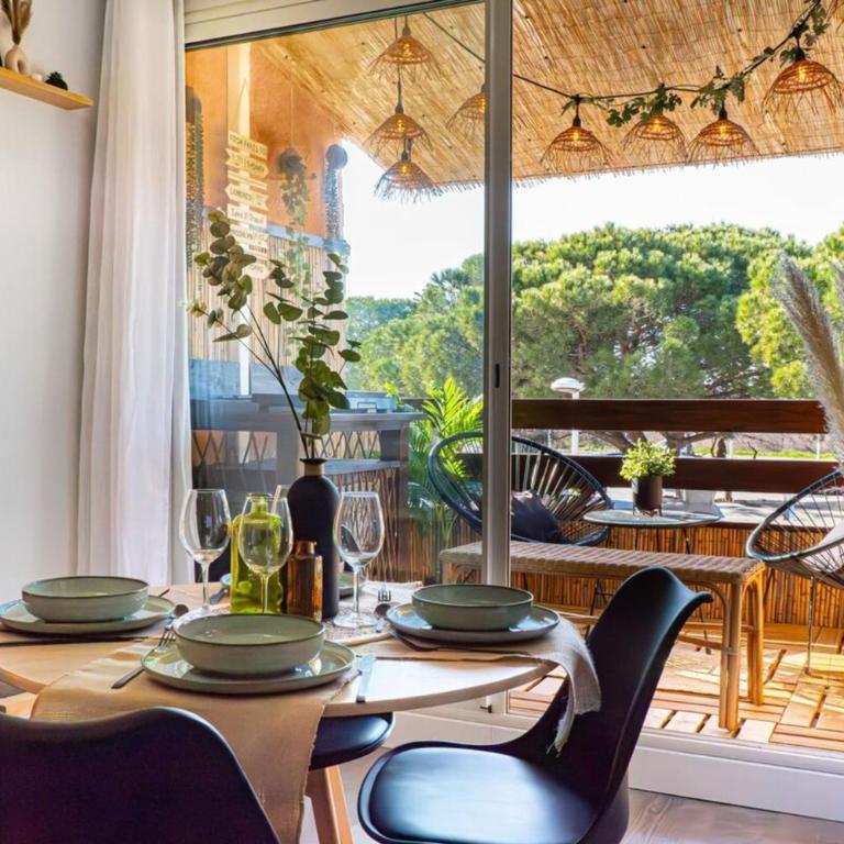 Casa Paillote - Sur le Port - Clim - Calme et Cosy - Appartement 2 Chambres - 14