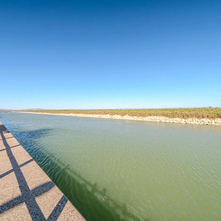 Canal House - Lake View - ParkingAir Conditioning - Villa 3 Chambres - 10
